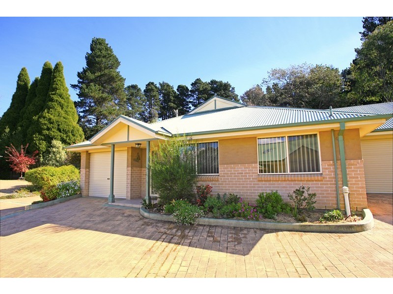 8/11 Cale Lane, Wentworth Falls NSW 2782