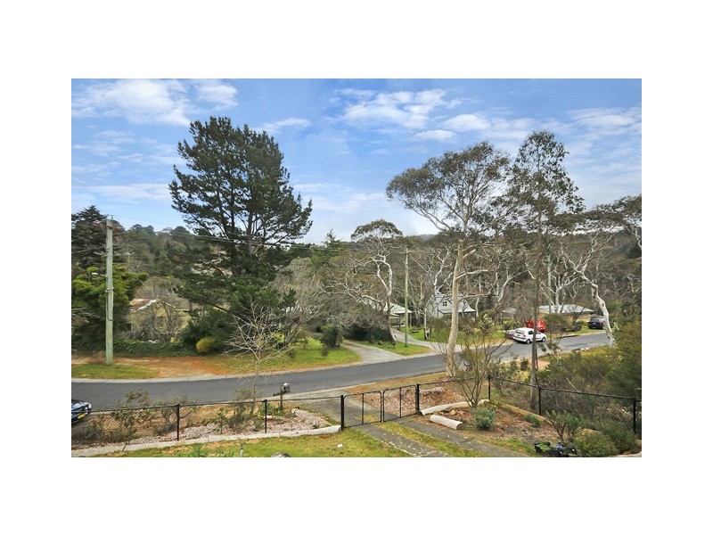 80 Rawson Parade, Leura NSW 2780