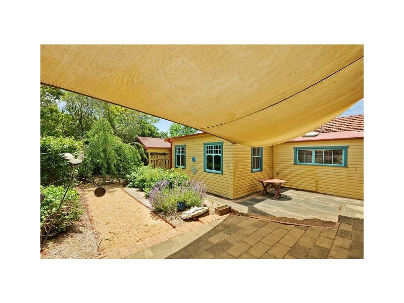 3 Carrington Avenue, Katoomba NSW 2780