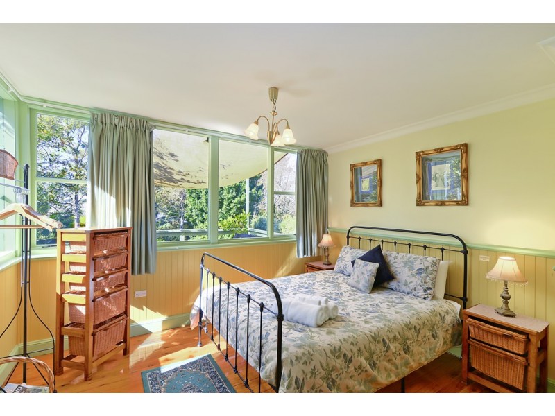 6 Murphys Lane, Wentworth Falls NSW 2782