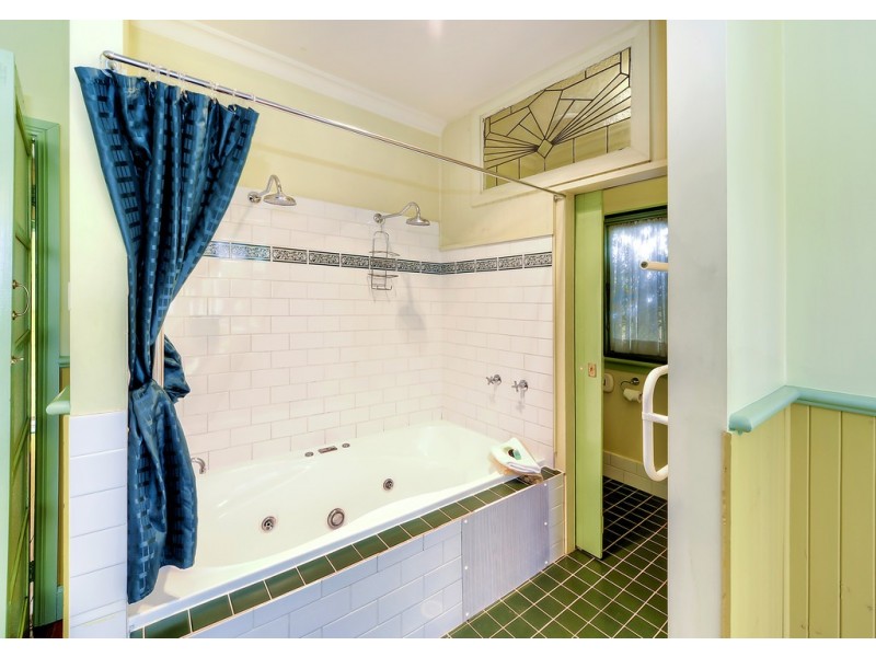 6 Murphys Lane, Wentworth Falls NSW 2782