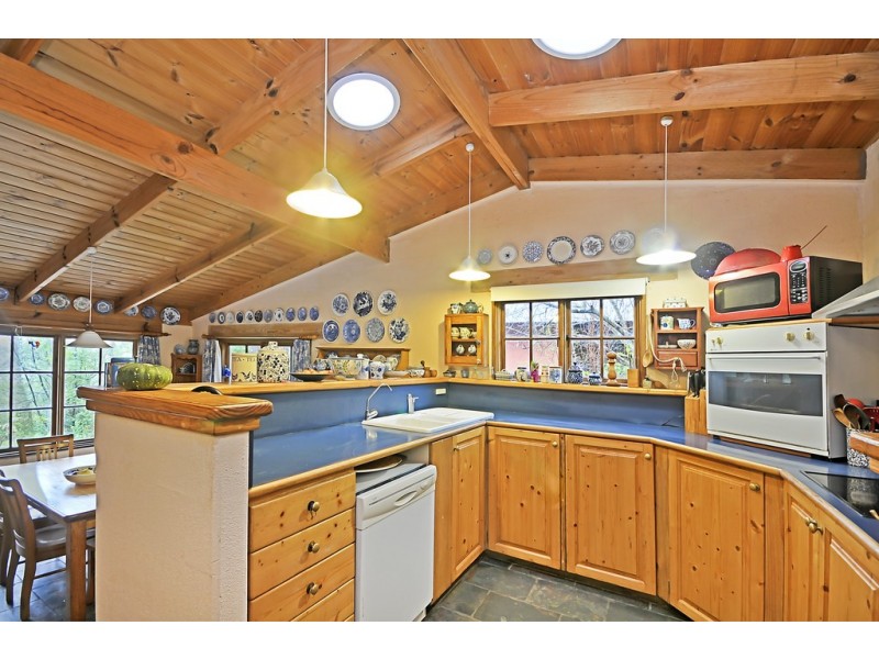 36-38 Lurline Street, Wentworth Falls NSW 2782