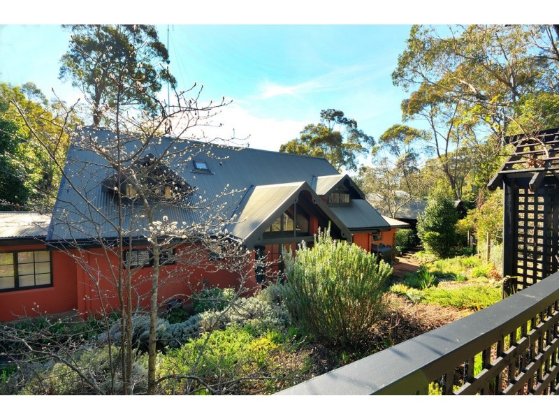 36-38 Lurline Street, Wentworth Falls NSW 2782