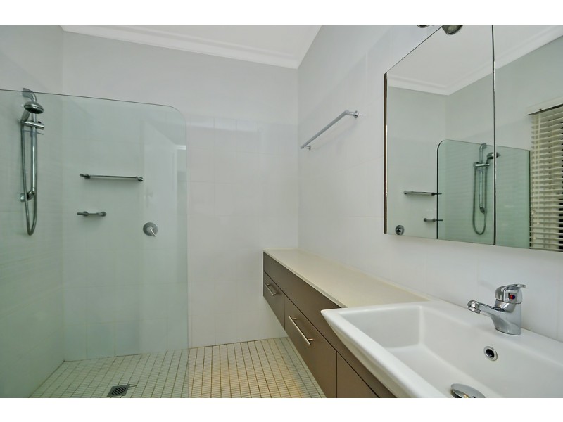 36 Taylor Avenue, Wentworth Falls NSW 2782