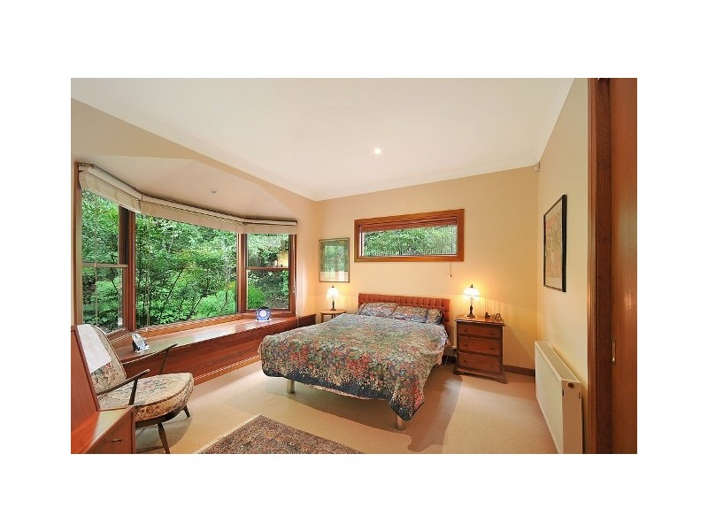 33 Everglades Avenue, Leura NSW 2780