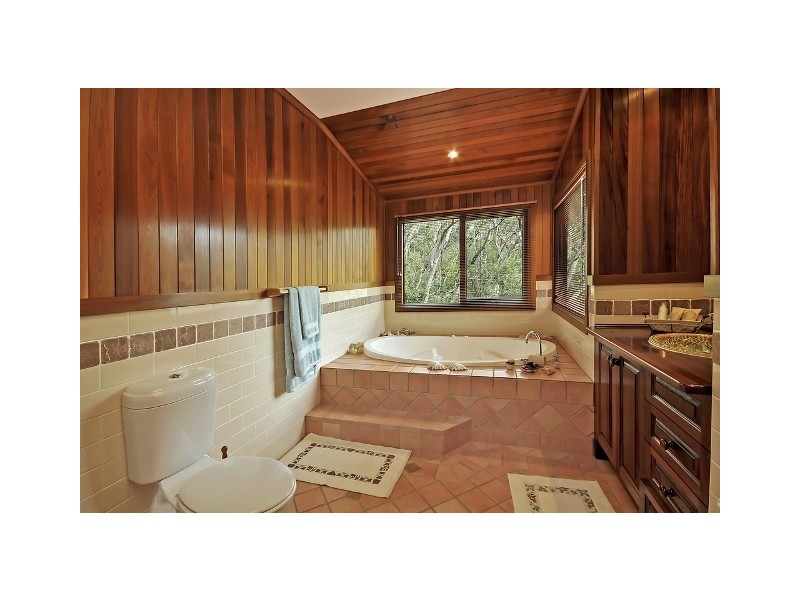 33 Everglades Avenue, Leura NSW 2780