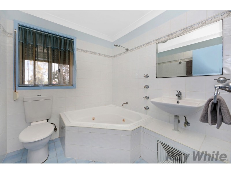 17 Scribbly Gum Close, San Remo NSW 2262