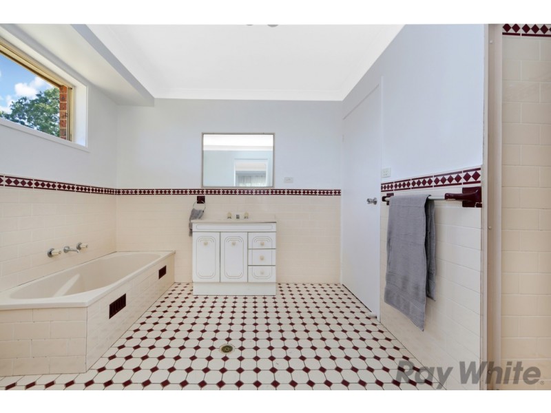 17 Scribbly Gum Close, San Remo NSW 2262