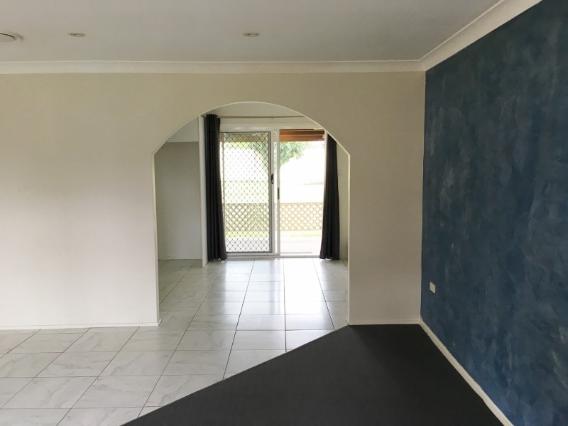 85 Cams Boulevard, Summerland Point NSW 2259