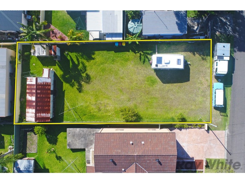 40 Anembo Avenue, Summerland Point NSW 2259