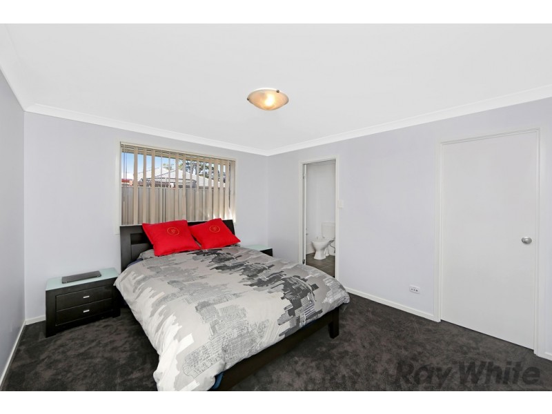 14 Regatta Way, Summerland Point NSW 2259