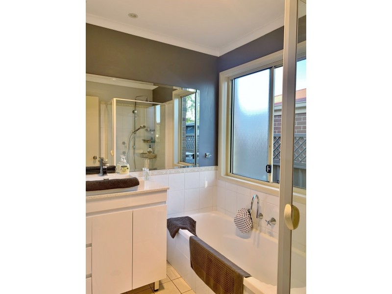 2 Sohrabi Place, Lake Munmorah NSW 2259