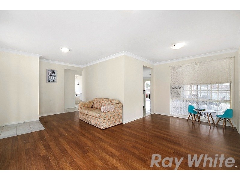 6 Loongana Crescent, Blue Haven NSW 2262