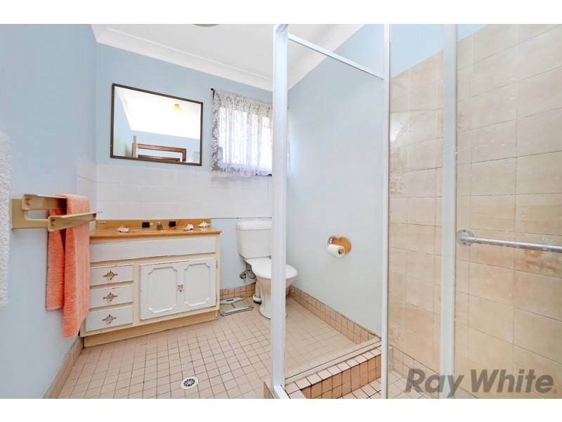 51 Leumeah Avenue, Chain Valley Bay NSW 2259
