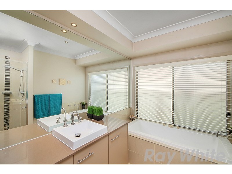 8 Aldenham Road, Warnervale NSW 2259