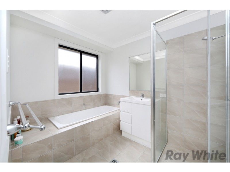 157 Johns Road, Wadalba NSW 2259