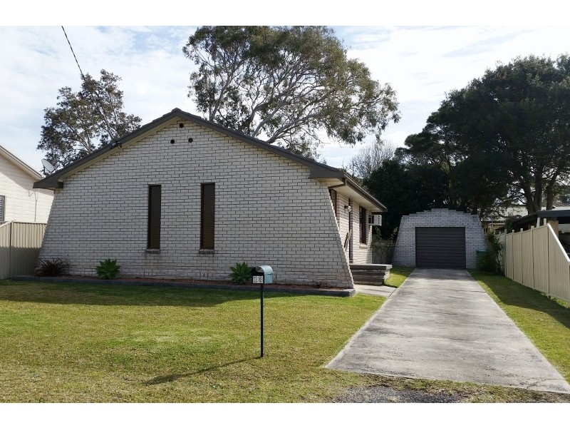 13 Kalani Street, Budgewoi NSW 2262