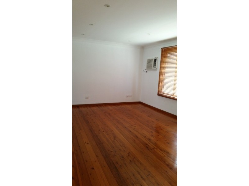 13 Kalani Street, Budgewoi NSW 2262