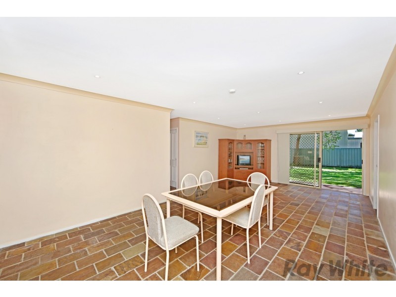10 Government Road, Summerland Point NSW 2259