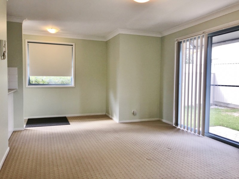 2/1a Dudley Street, Gorokan NSW 2263