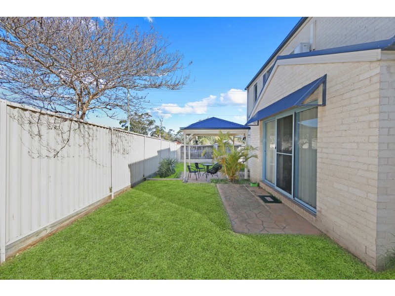 2/1a Dudley Street, Gorokan NSW 2263