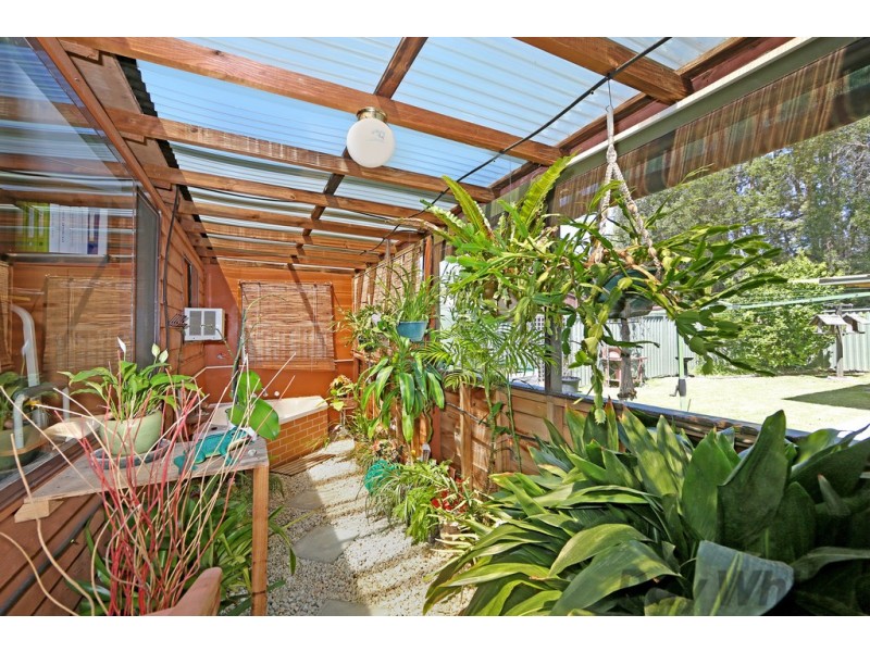 4 Barton Road, Doyalson NSW 2262