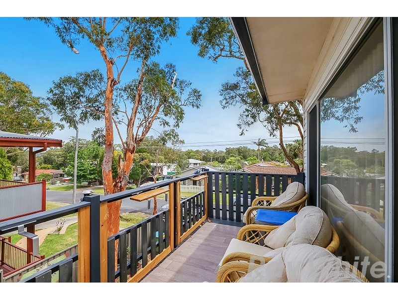 33 Dianne Avenue, Lake Munmorah NSW 2259