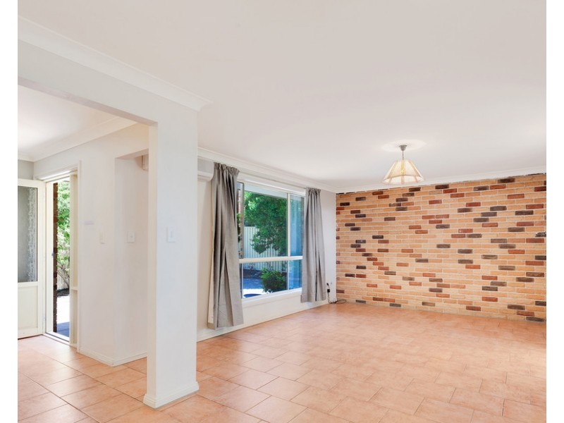 14 Lonsdale Close, Lake Haven NSW 2263