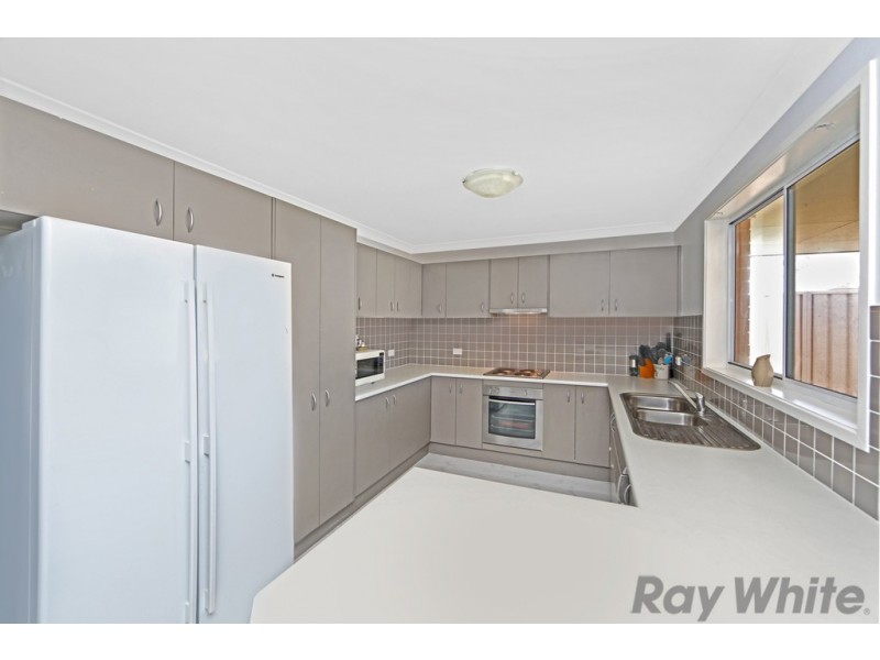 14 Regatta Way, Summerland Point NSW 2259