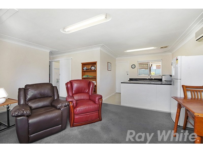 34 Delia Avenue, Budgewoi NSW 2262