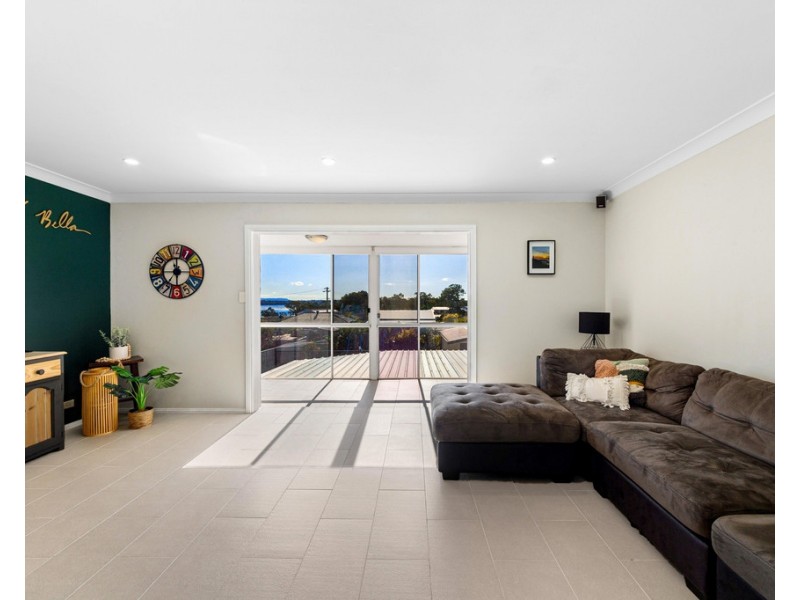 22 Alice Parade, Toukley NSW 2263