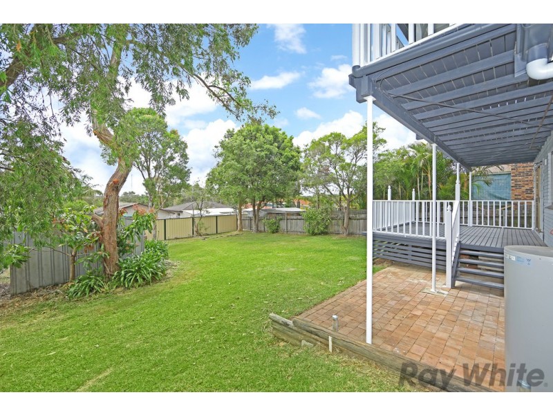 52 Yeramba Road, Summerland Point NSW 2259