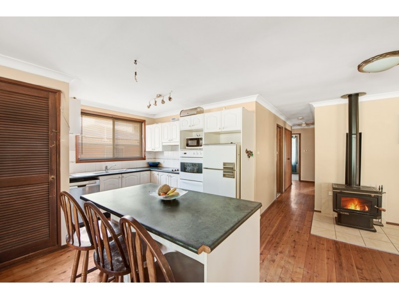 61 Swan Street, Kanwal NSW 2259