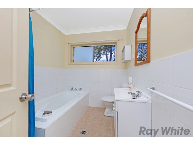 41 McCrea Boulevard, San Remo NSW 2262