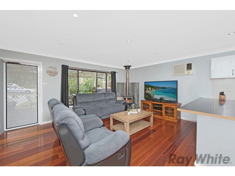 149 Pacific Highway, Charmhaven NSW 2263