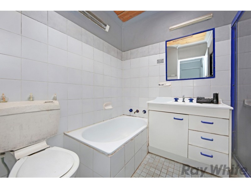 604 Pacific Highway, Lake Munmorah NSW 2259