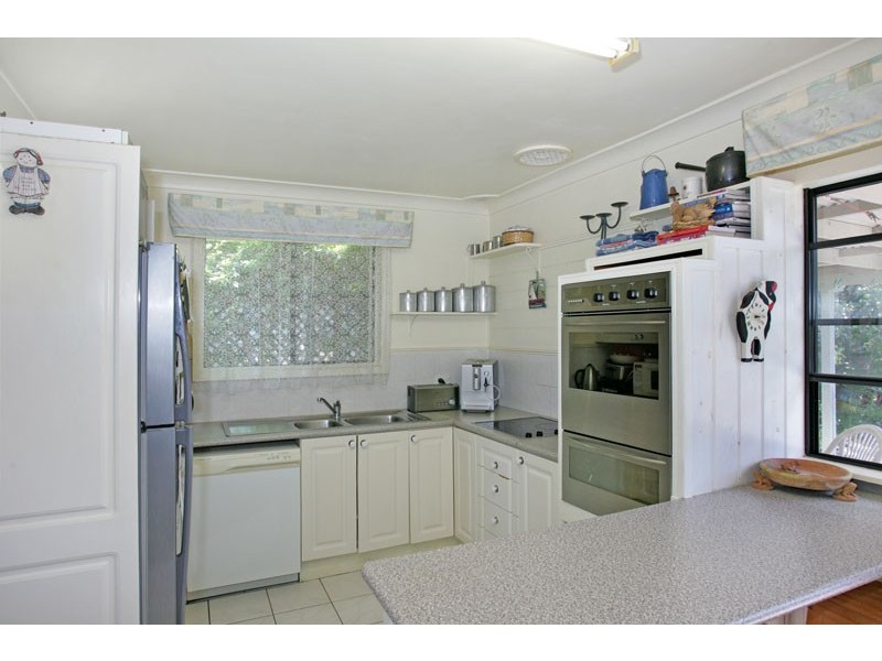 145 Wallarah Road, Gorokan NSW 2263