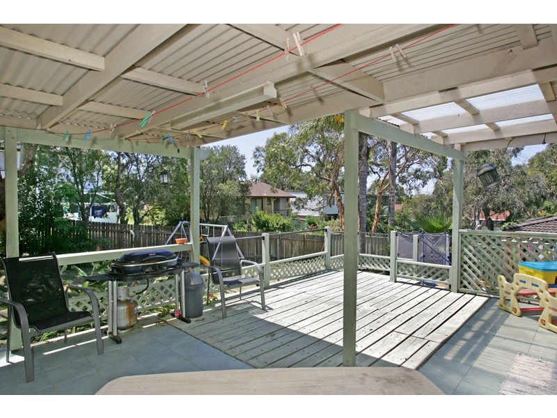 145 Wallarah Road, Gorokan NSW 2263