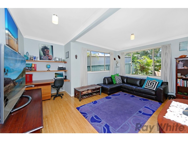 33 Woodland Parkway, Buff Point NSW 2262