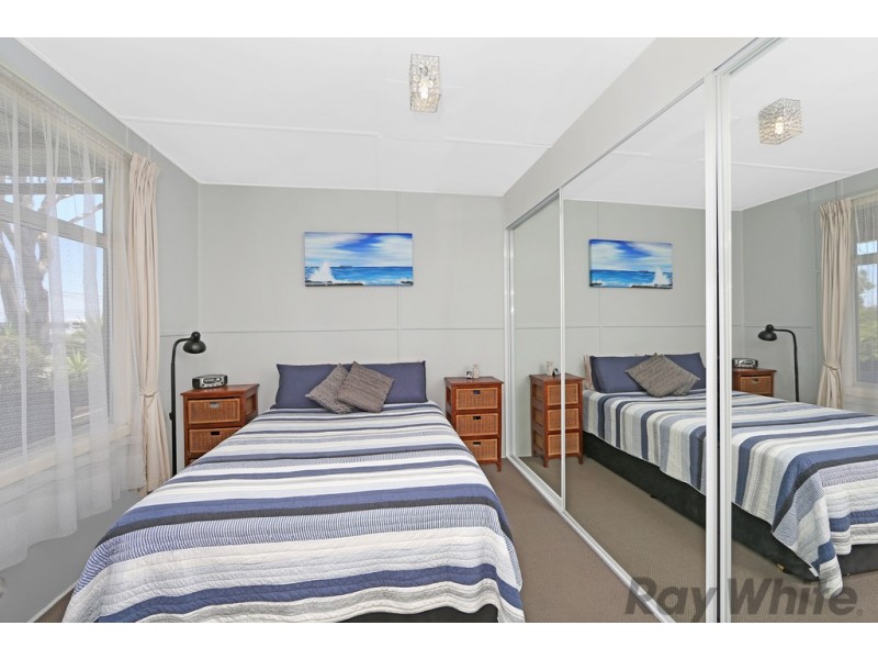 33 Woodland Parkway, Buff Point NSW 2262