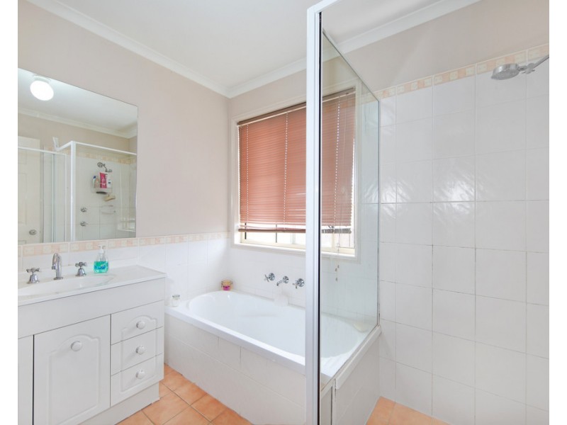 4 Pulaski Court, Lake Munmorah NSW 2259