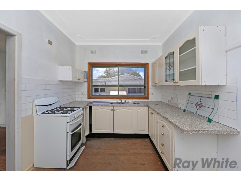 11 Kawana Avenue, Blue Haven NSW 2262