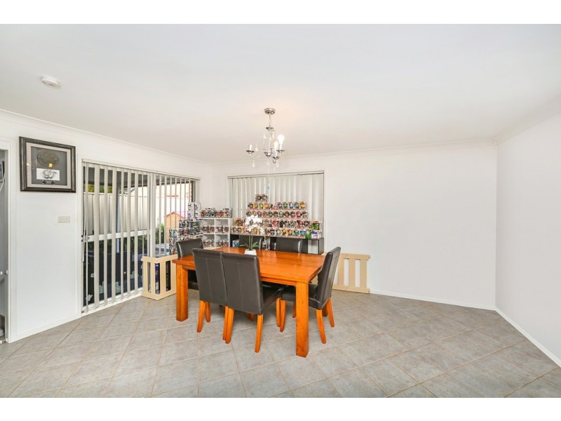 76 Hillcrest Avenue, Tacoma NSW 2259