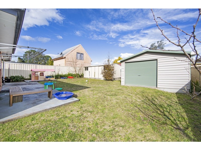 76 Hillcrest Avenue, Tacoma NSW 2259