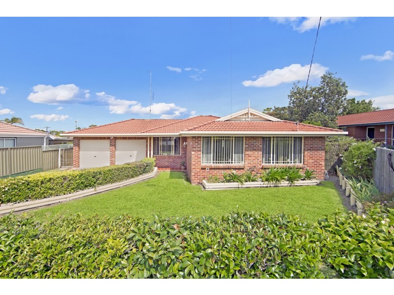 30 Scenic Circle, Budgewoi NSW 2262