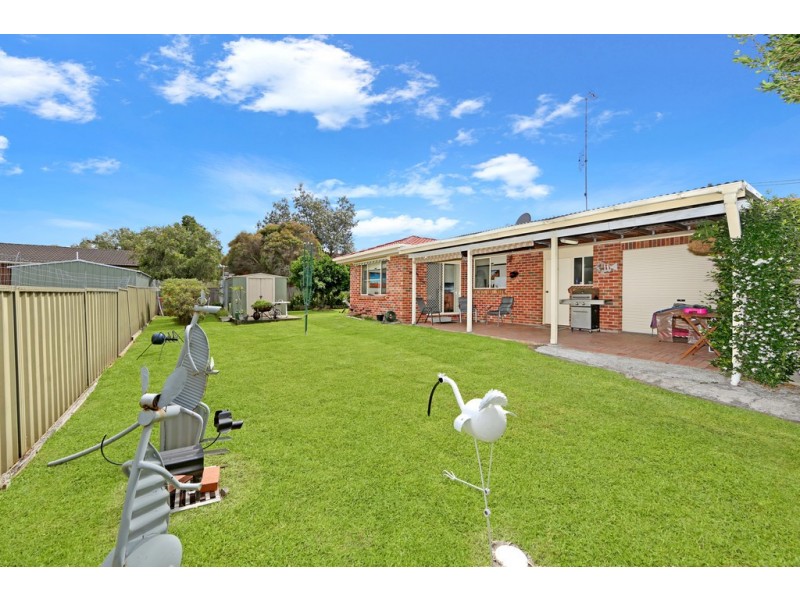 30 Scenic Circle, Budgewoi NSW 2262