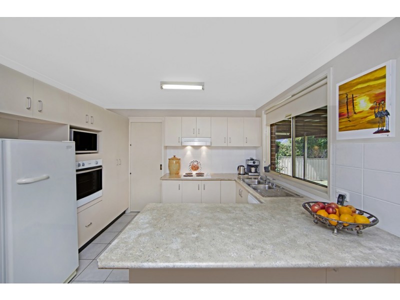 30 Scenic Circle, Budgewoi NSW 2262