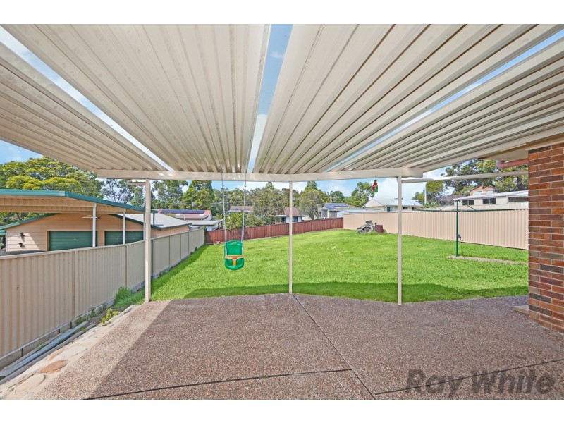 14 Westbrook Parade, Gorokan NSW 2263