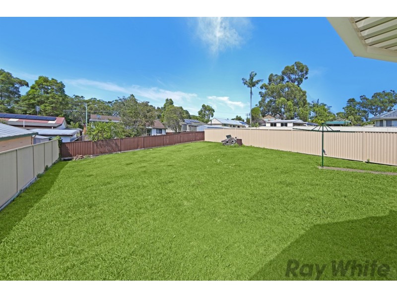 14 Westbrook Parade, Gorokan NSW 2263