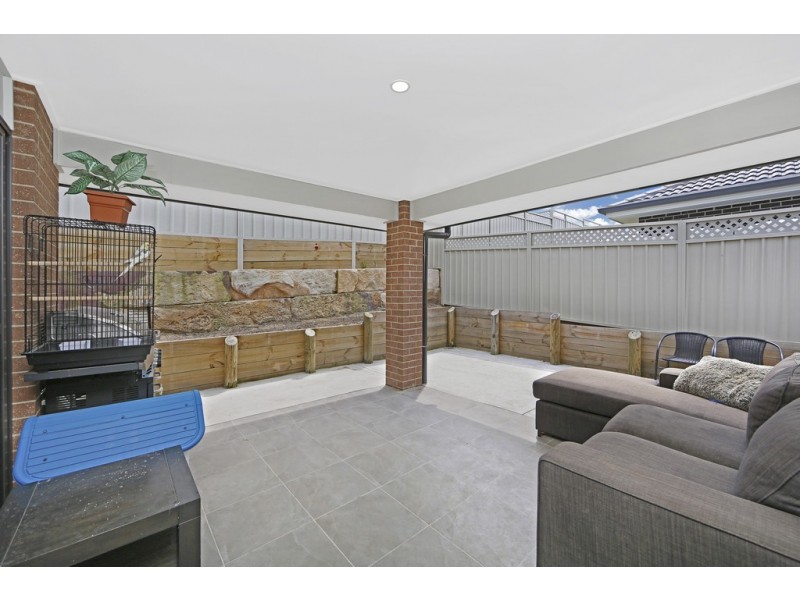 173 Johns Road, Wadalba NSW 2259